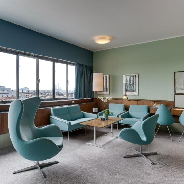 Arne Jacobsens ikoniska suite på Radisson Collection Royal Hotel i Köpenhamn